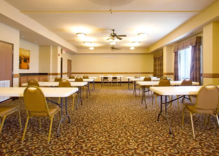 Holiday Inn Express Hotel And Suites Kingsville By Ihg